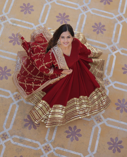 EXQUISITE DESIGNER GOWN SET KF-130