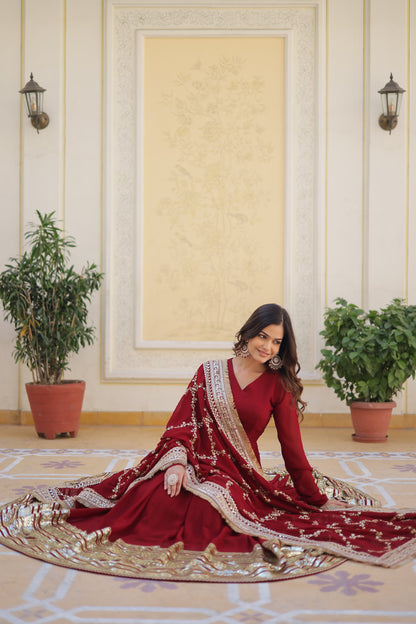 EXQUISITE DESIGNER GOWN SET KF-130