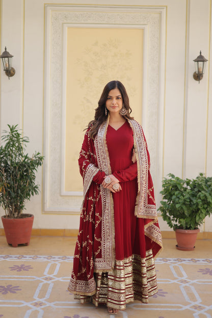 EXQUISITE DESIGNER GOWN SET KF-130