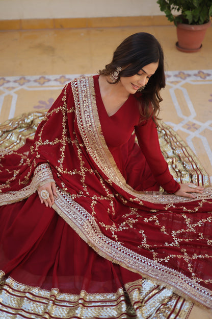 EXQUISITE DESIGNER GOWN SET KF-130